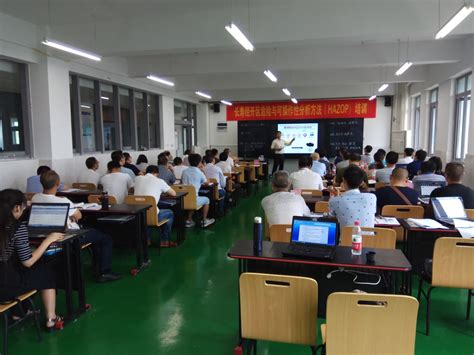 重庆市专技人员继续教育公需科目网络学习服务平台 重庆人社培训网-专业技术人员继续教育学习考试网