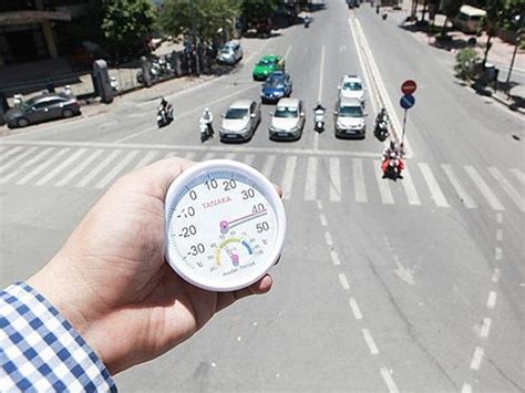 首都河内高温晴晒天气炎热 最高温度高达40摄氏度 | 社会 | Vietnam+ (VietnamPlus)