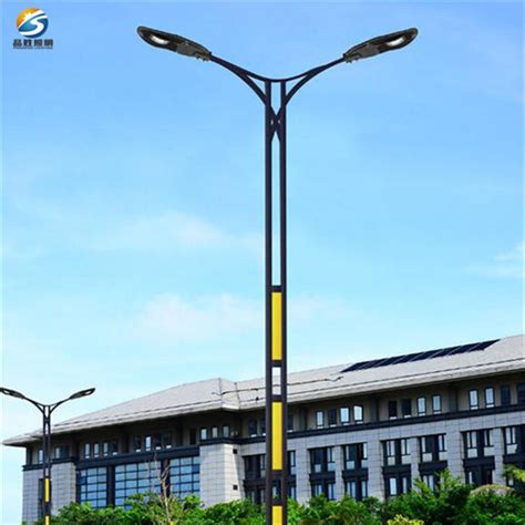 宁夏吴忠11米12米方管路灯定制-亮度高-一步电子网