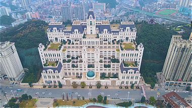 “亚洲第一超级大盘”27亿的石材别墅打造的贵州花果园白宫_139石材网手机版
