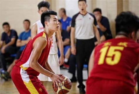 天才少年李添荣，被称为中国威少，曾力压曾凡博拿到U19的MVP - 知乎