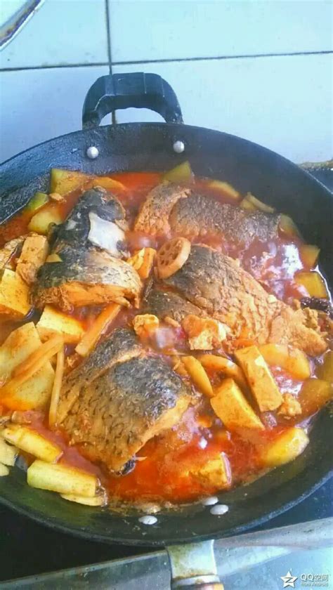 【家常版红烧秋刀鱼的做法步骤图，怎么做好吃】比安卡_下厨房