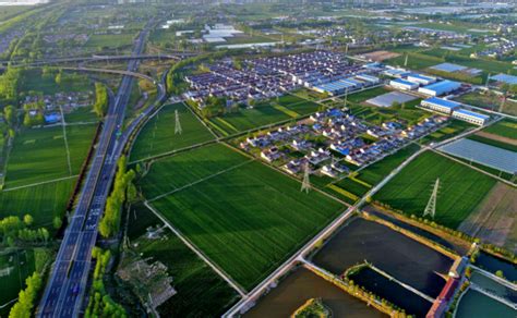 淮阴区人民政府 明达润丰（江苏）建材科技有限公司年加工360万平方米FRP采光板项目开始试生产