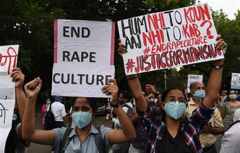 太惨了！印度一女子称遭5人轮奸后，去报案时又被警察强奸_凤凰网