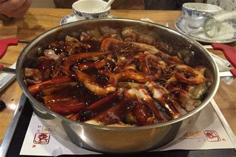 大厨在超市烧了一锅油焖大虾，3万人都看到了，线上线下一起买_武汉_新闻中心_长江网_cjn.cn