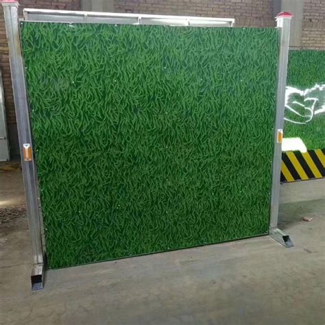 工地施工彩钢围挡市政工程小草彩钢板围挡可定制装配式绿植围挡-阿里巴巴