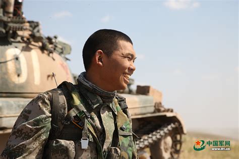 直击“跨越—2018·朱日和”实兵演习 - 中华人民共和国国防部