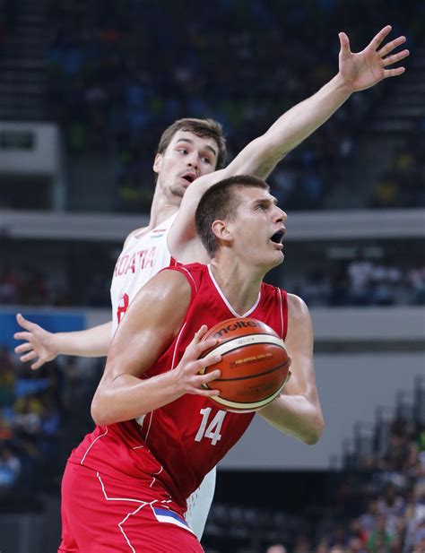 塞尔维亚男篮公布世预赛20人大名单 特奥多西奇领衔&约基奇缺席-直播吧zhibo8.cc