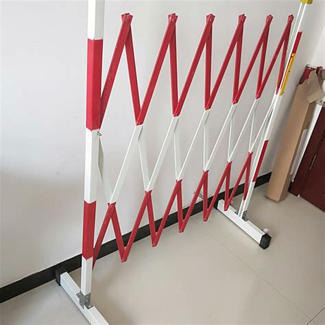 玻璃钢伸缩围栏 可移动伸缩护栏 折叠式安全防护围栏学校围栏反光-阿里巴巴