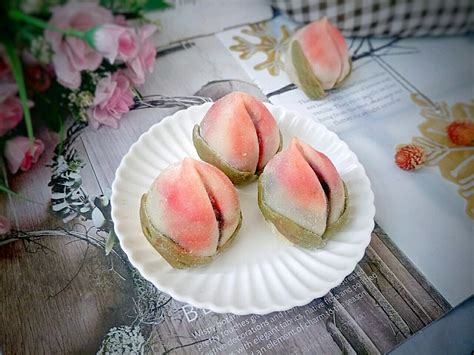 如何用桃子做甜品,桃子做的甜点,桃子系列的甜品名字_大山谷图库