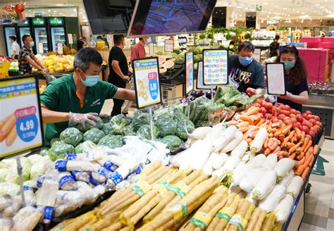 暴雨未导致蔬菜价格上涨，批发均价1元一斤_京报网