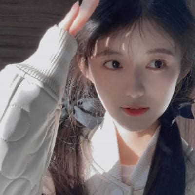 抖音很火的古风女生头像