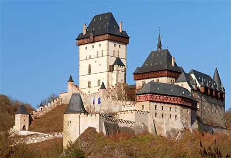 欧洲有哪些非常值得一去的城堡？ - 知乎