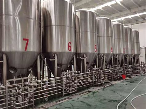 2022年新型精酿啤酒设备生产厂家年产10吨大型啤酒设备一站式服务提供酿酒技术 - 知乎