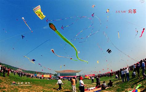 特色风筝亮相西安 最大的风筝直径30米|特色|风筝-滚动读报-川北在线