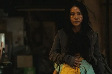 《釜山行2：半岛》发布男女主角剧照 7月韩国上映_四川在线