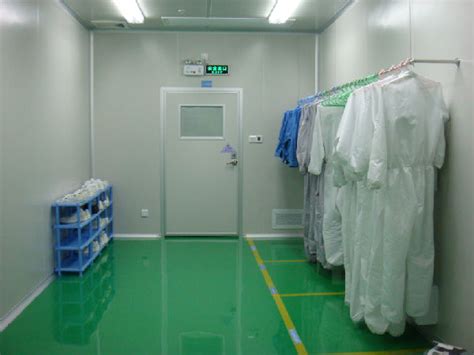无尘室设备搬运-珠海某公司无尘室设备搬运-公司新闻-广州市精金吊装搬运有限公司