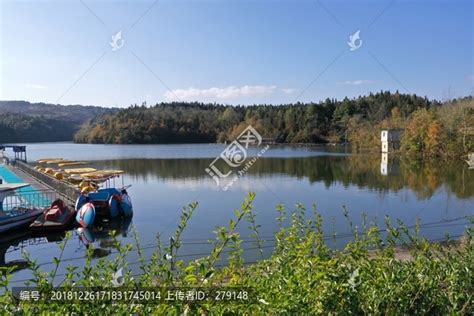 清澈的高山水库,湖泊池塘,自然风景,摄影,汇图网www.huitu.com