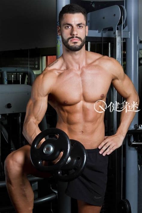 巴西男模RafaelLazzini图片