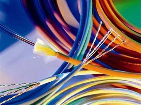 2021年光纤光缆行业产业链分析：“双千兆”网络建设为行业发展提供市场机遇 [图] - 知乎