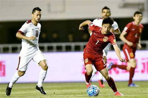 【体育晚报】中国男足世预赛遇叙利亚、菲律宾 哈勒普成罗马尼亚奥运旗手|界面新闻 · 体育