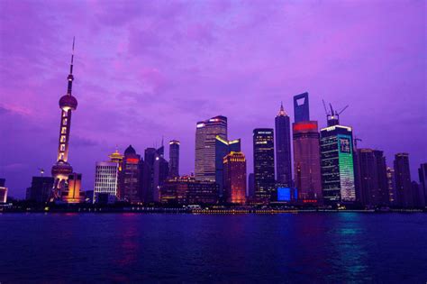 上海：航空大都市的通航成长路径