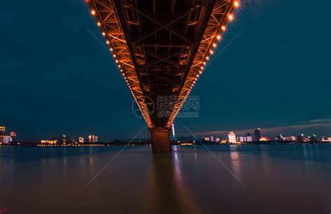 武汉长江大桥夜景风光高清图片下载-正版图片501376351-摄图网