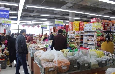 小区超市一月挣多少钱（小区门口开超市一个月能赚多少） | 商梦号