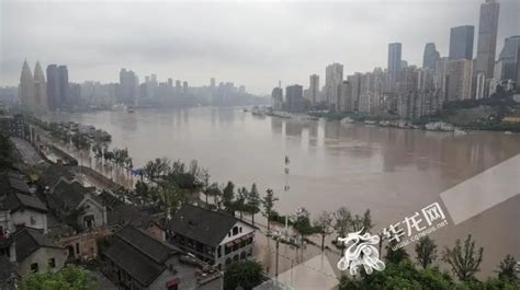 重庆：綦江洪峰过境，21个街镇受灾人口超过4万人|受灾人口_新浪新闻