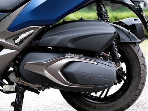 台产光阳s400最大单杠踏板深度体验 - 摩托车二手网