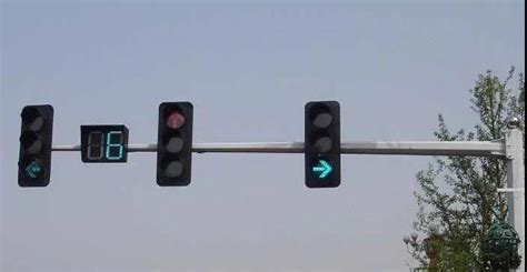 交通安全 | 交通信号灯，你真的了解吗？__财经头条