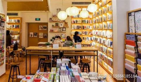 一家书店要卖多少书才能维持正常生计?