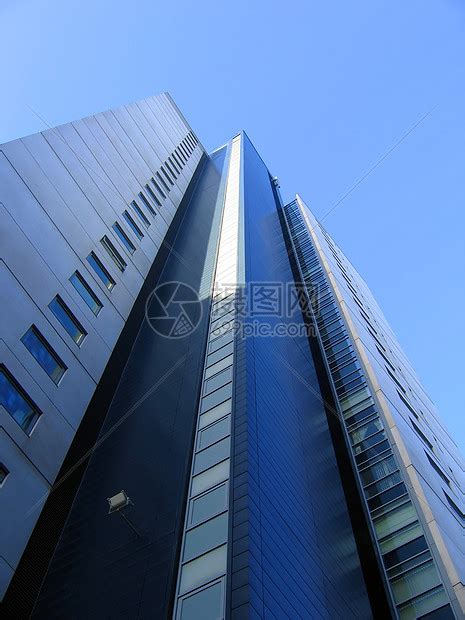 利物浦现代办公大楼墙壁玻璃工作高楼窗户商业办公室英语砖墙建筑高清图片下载-正版图片320409607-摄图网