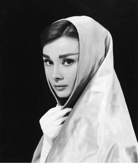 奥黛丽·赫本，1964年《窈窕淑女》写真，美到极致