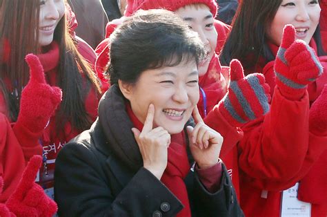 韩国前总统朴槿惠书法欣赏，深得中华文化滋养，字迹俊美！