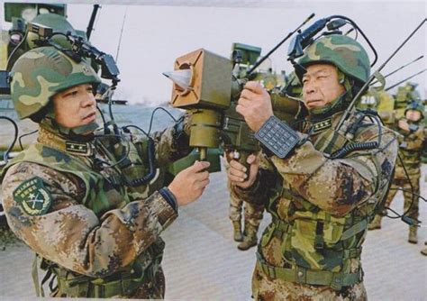中国新型防空炮能拦截巡航导弹 造价比99A贵得多_手机凤凰网