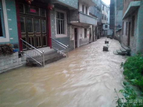 河南辉县：洪水过后，守在村里看家的村民还好吗？ _凤凰网视频_凤凰网