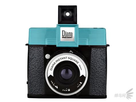 LOMO推出Diana Instant Square拍立得相机_器材频道-蜂鸟网