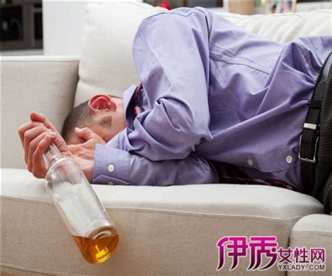 【喝醉酒怎么办】【图】喝醉酒怎么办佳 几种简单的醒酒法get起来(3)_伊秀健康|yxlady.com