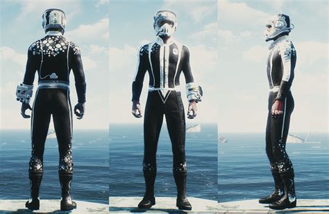 一个穿着太空服的宇航员模型宇航服装模型C4D素材 – 简单设计
