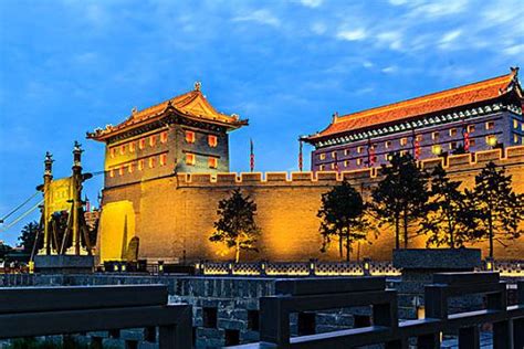 2021西安城墙春节开放吗 西安城墙从哪里可以上去_旅泊网