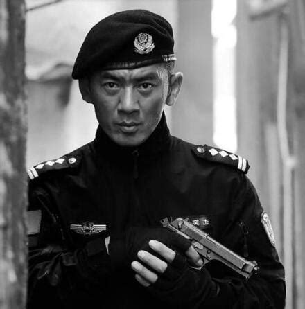 北京特警驻西城大队 长安街上24小时“带刀护卫”-新闻中心-南海网