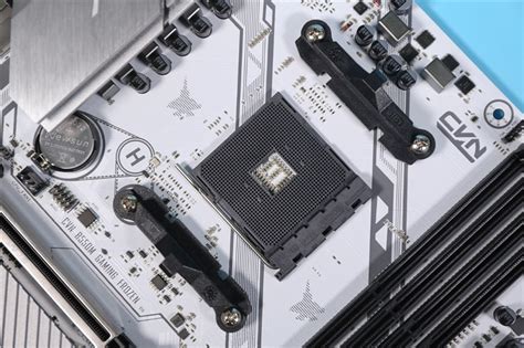 谁是主流首选? AMD 785G整合主板预览 | 微型计算机官方网站 MCPlive.cn