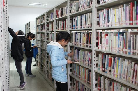 山东工商学院青年志愿者走进烟台图书馆--烟台文广新局