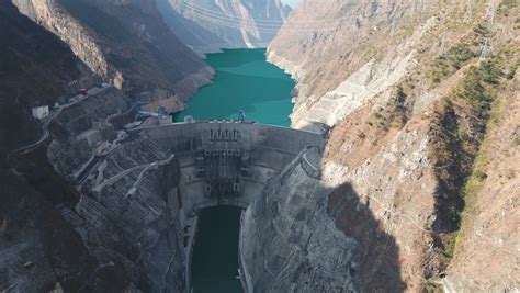 十大世界上最高的水坝 双江口水电站坝高为314米
