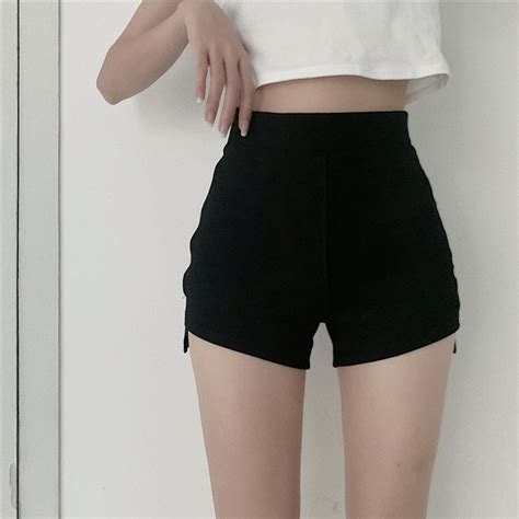 辣妹短裤非主流头像