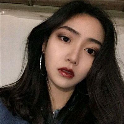 温柔干净慵懒女生头像
