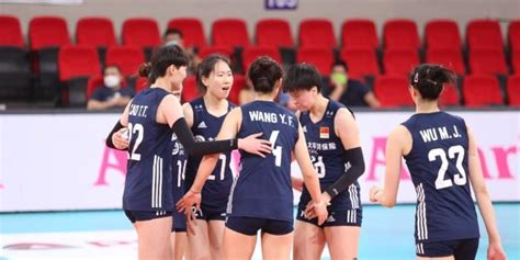 2018雅加达亚运会中国女排小组赛击败印度晋级八强_新体育网