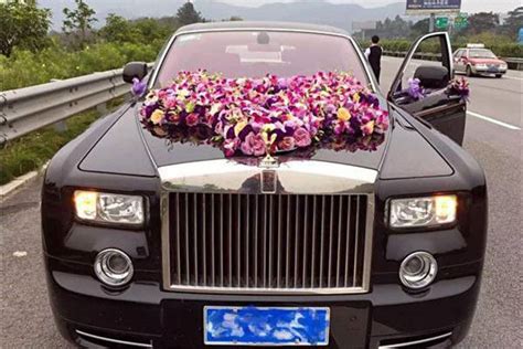 租婚车劳斯莱斯一次多少钱 - 中国婚博会官网