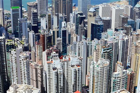 香港过度拥挤的住宅楼 拥挤不堪生活城市建筑学人口民众贫民窟市中心住房建筑贫困高清图片下载-正版图片321892470-摄图网